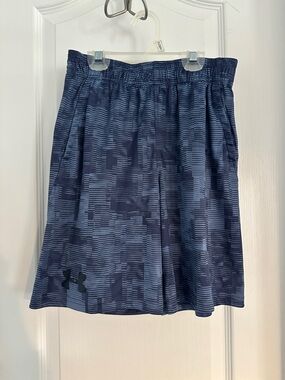 Under Armour Blue Shorts BOYS SIZE MEDIUM Dr Fit Roblox print A0197